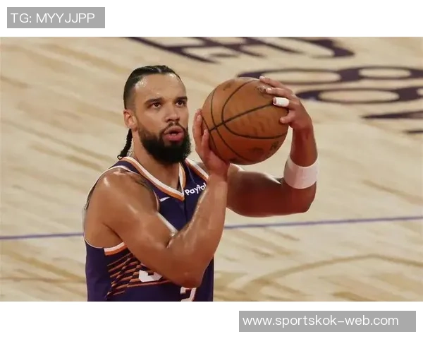 首节表现不佳布克与狄龙状态低迷合计仅得7分 首节表现不佳布克与狄龙状态低迷合计仅得7分